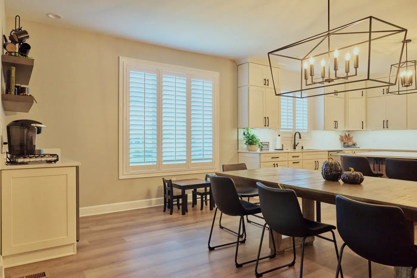 Cellular shades in a Fishers living room